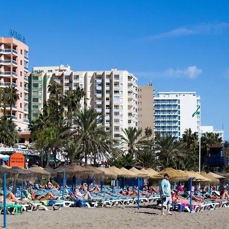 Апартаменты Benal Ii, Estudio Con Parque Acuatico Y Vistas Al Mar. Бенальмадена