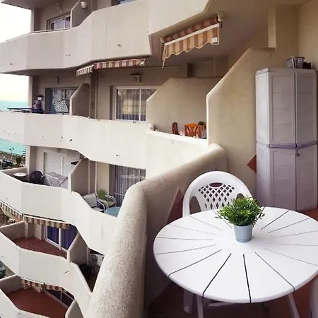 Апартаменты Benal Ii, Estudio Con Parque Acuatico Y Vistas Al Mar. Бенальмадена