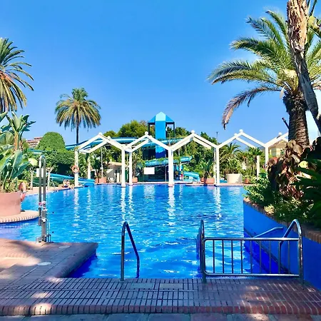 Benal Ii, Estudio Con Parque Acuatico Y Vistas Al Mar. Бенальмадена