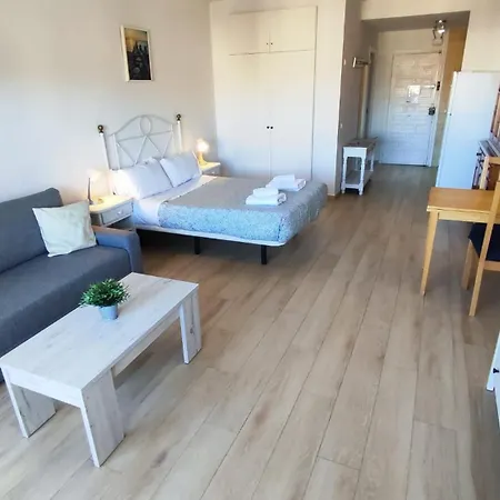Апартаменты Benal Ii, Estudio Con Parque Acuatico Y Vistas Al Mar.